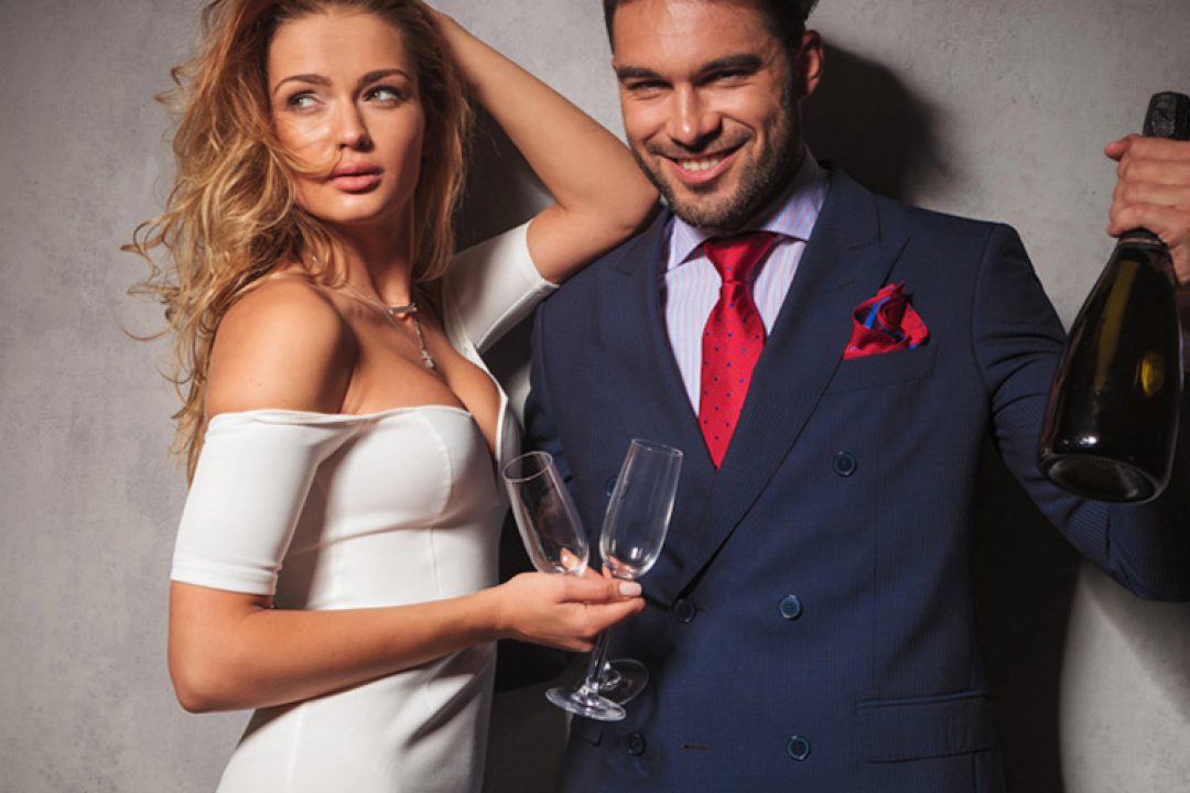 Έρευνα αποκάλυψη: οι πιο ελκυστικές γυναίκες επιλέγουν πλούσιους άντρες!